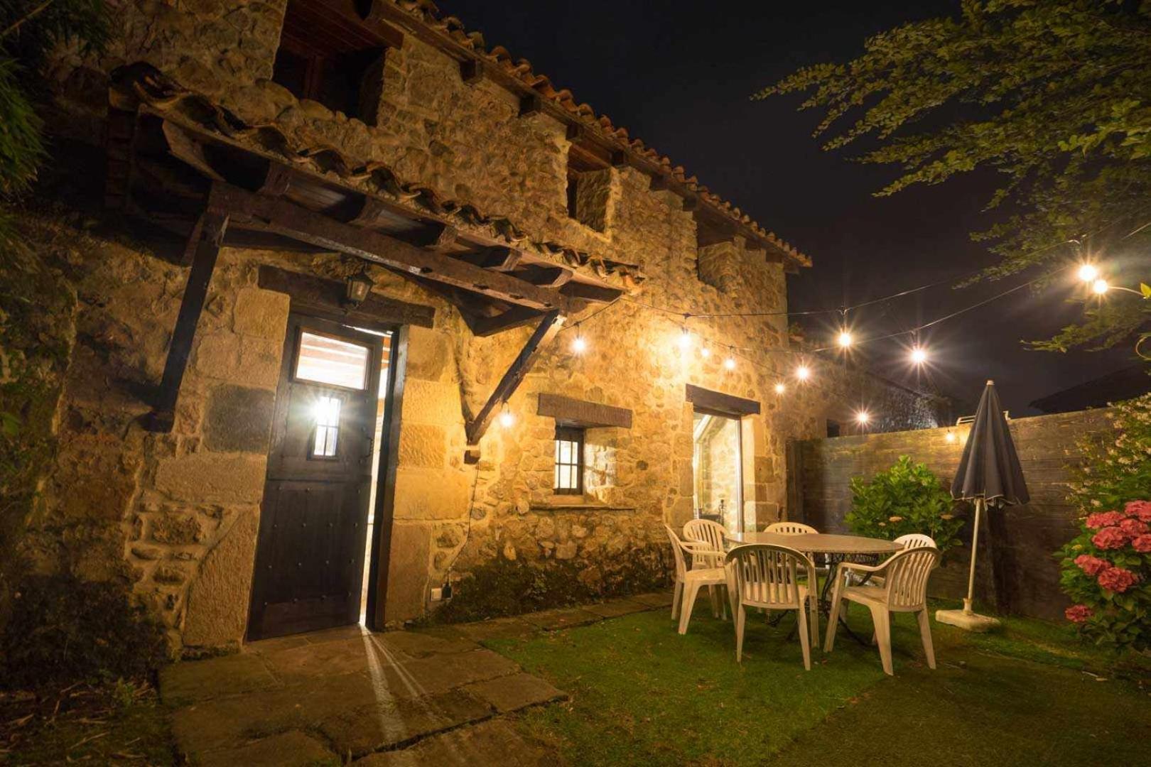 Casa De Al Lado En Villa *