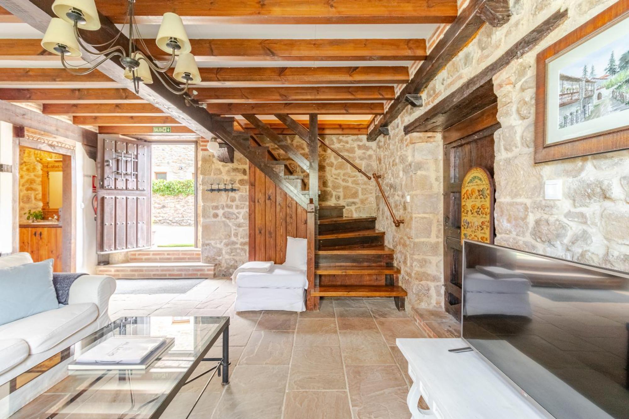 Casa De Al Lado En Villa